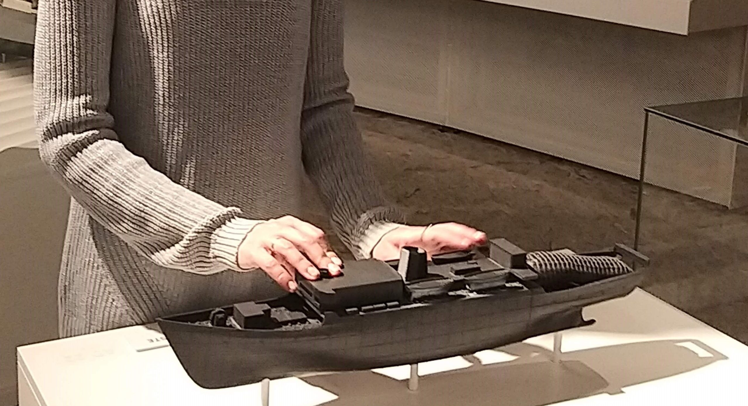Image Touching culture - accessibility of premises of museums