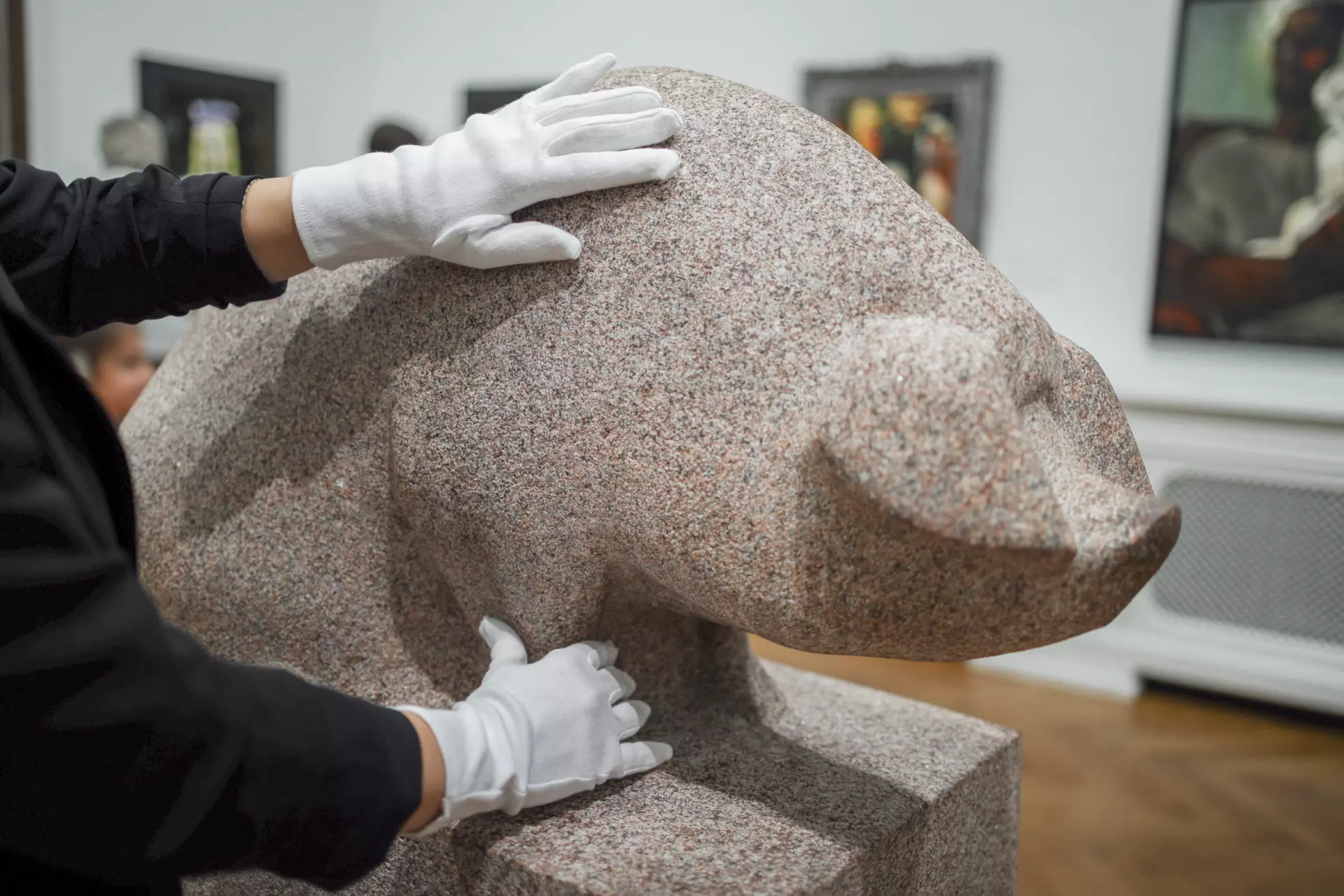 Attēls SOCINTEGRA un Latvijas Nacionālā mākslas muzeja sadarbībā tapusi jauna, multisensora ekskursija LNMM